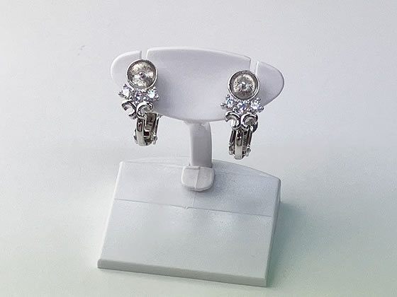 イヤリング earrings